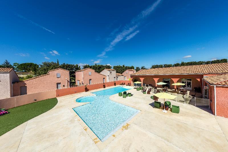 Terres De France - Le Domaine De Bacchus Hotel Saint-Christol  Exterior photo